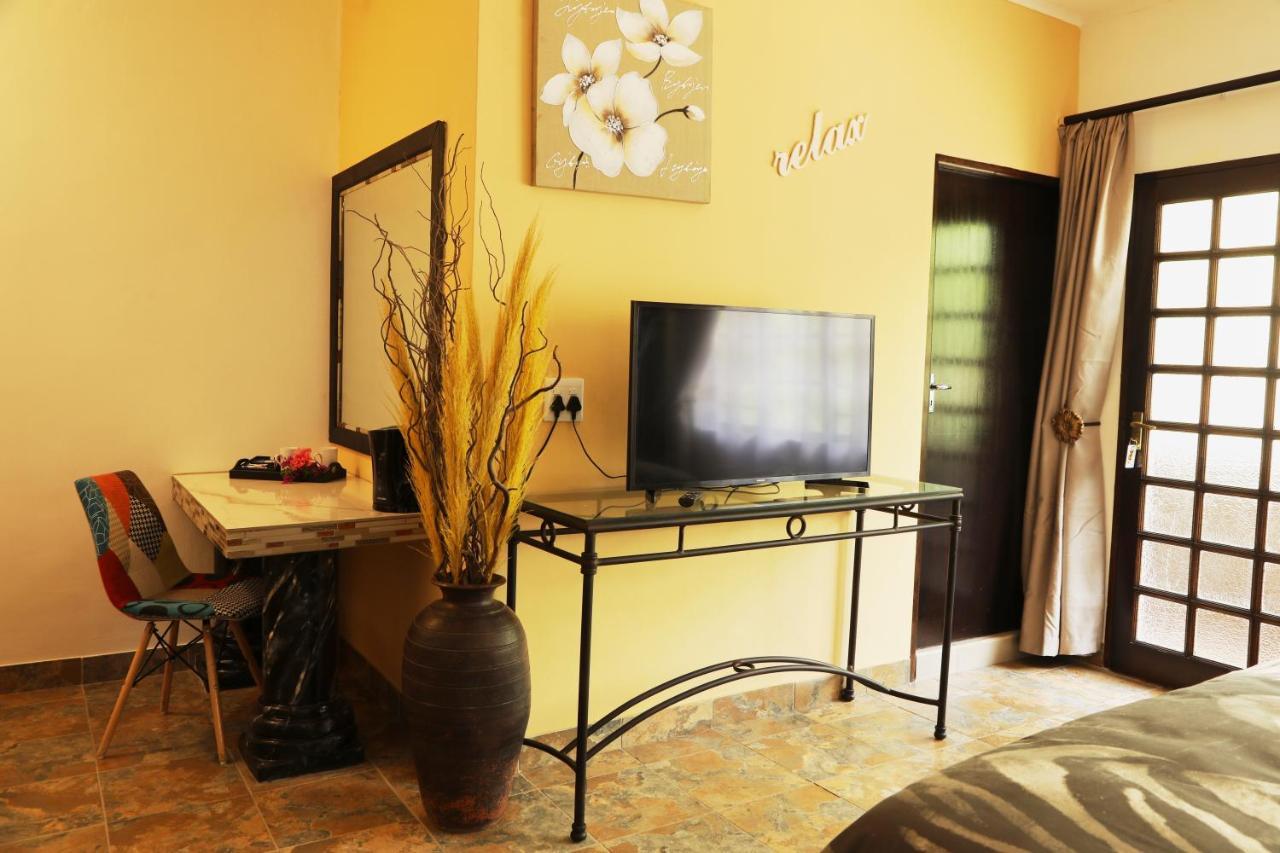Villa Ticino Guest House Sabie Exterior foto
